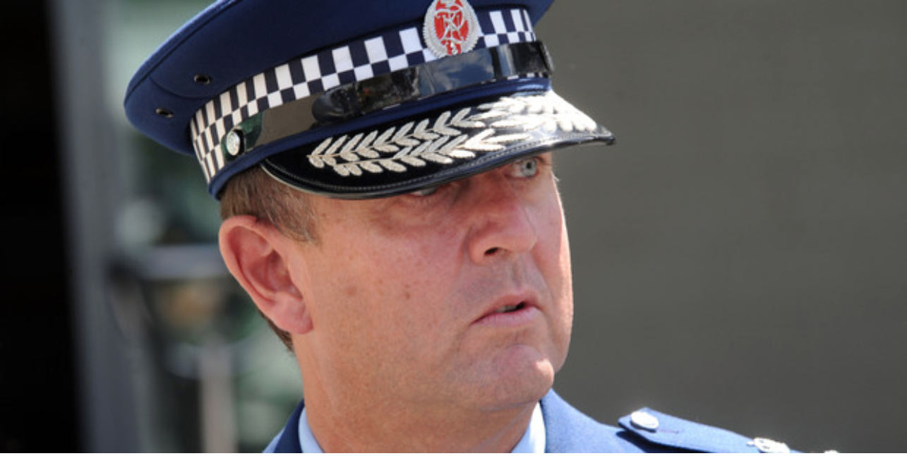 Superintendant Gary Knowles, yet another of New Zealands "Deep South" corrupt District Commanders, a man that's collected a weath of experience in Police cover-ups